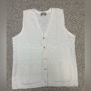 Huntington Ridge button up vest. Size large